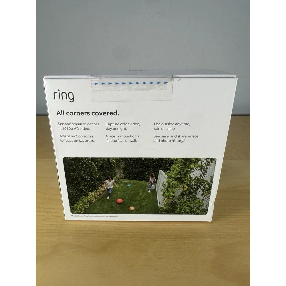 Ring Stick Up Cam Plug-In 1080p Indoor/Outdoor Camera White 8SW1S9-WEN0 NEW